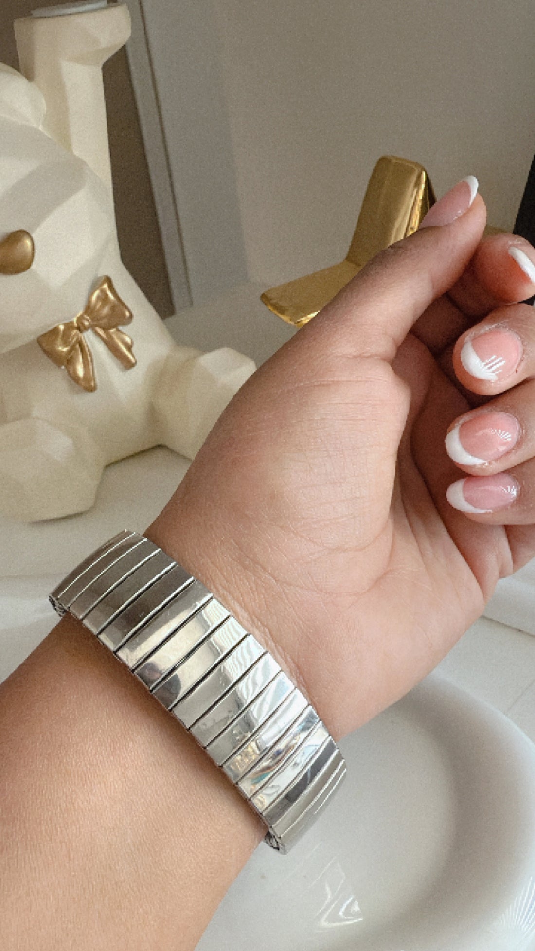 Pulsera elástica plateada