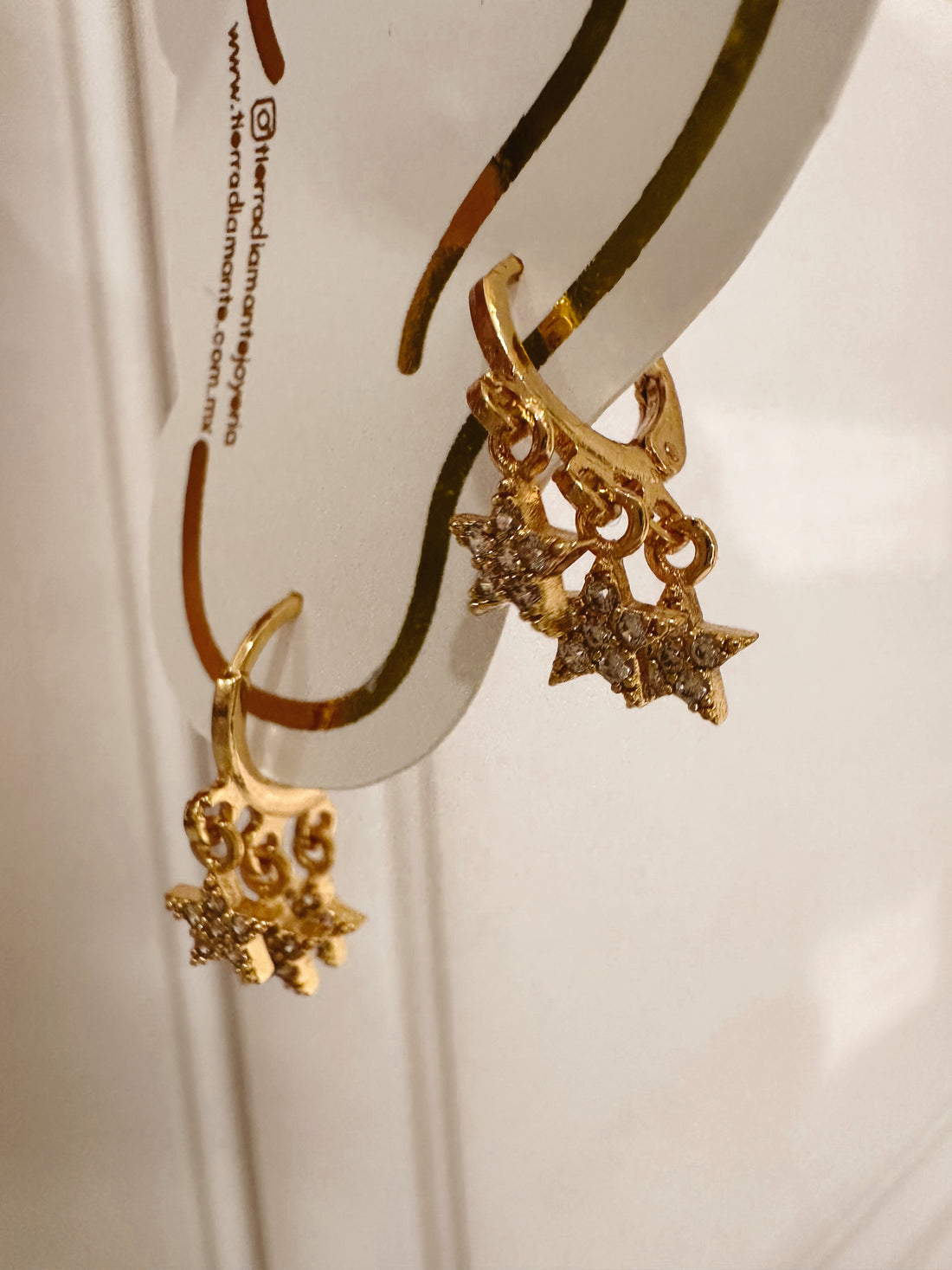 Aretes Huggies Estrellas